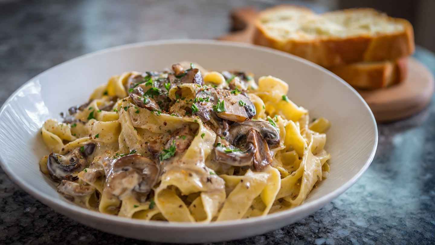 Creamy Mushroom Gruyere Pasta